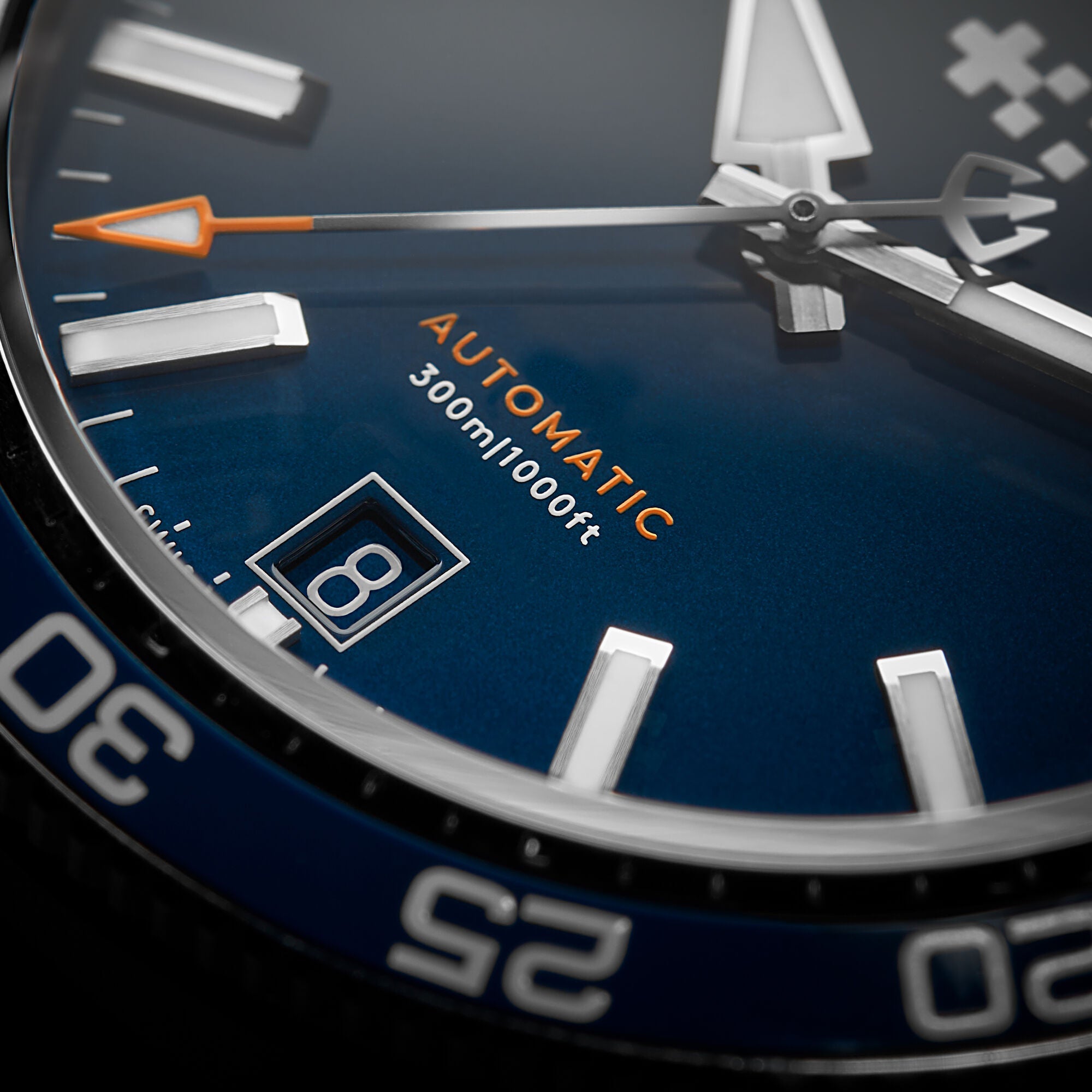 Christopher Ward C60 Trident Pro 300 - Blue - Bader bracelet - Image