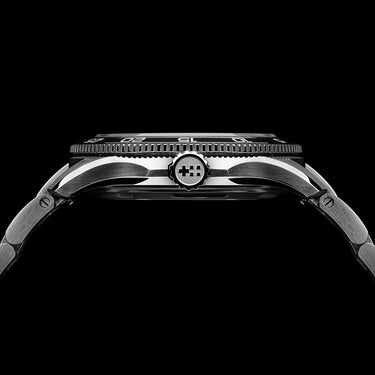 Christopher Ward C60 Trident Pro 300 - Black - Bader bracelet - Image