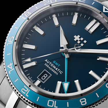 Christopher Ward C60 Trident GMT 300 - Blue - Consort Bracelet - Image