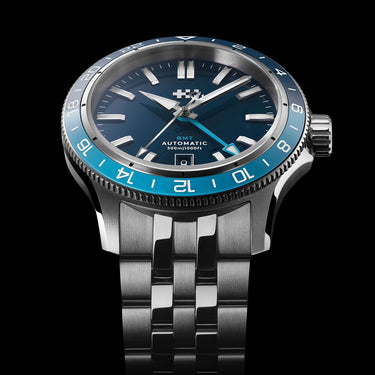 Christopher Ward C60 Trident GMT 300 - Blue - Consort Bracelet - Image