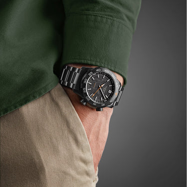 Christopher Ward C60 Lympstone - Carbon Black - Bader bracelet - Image
