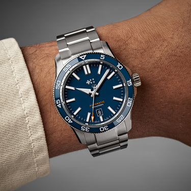 Christopher Ward C60 Trident Pro 300 - Blue - 42mm