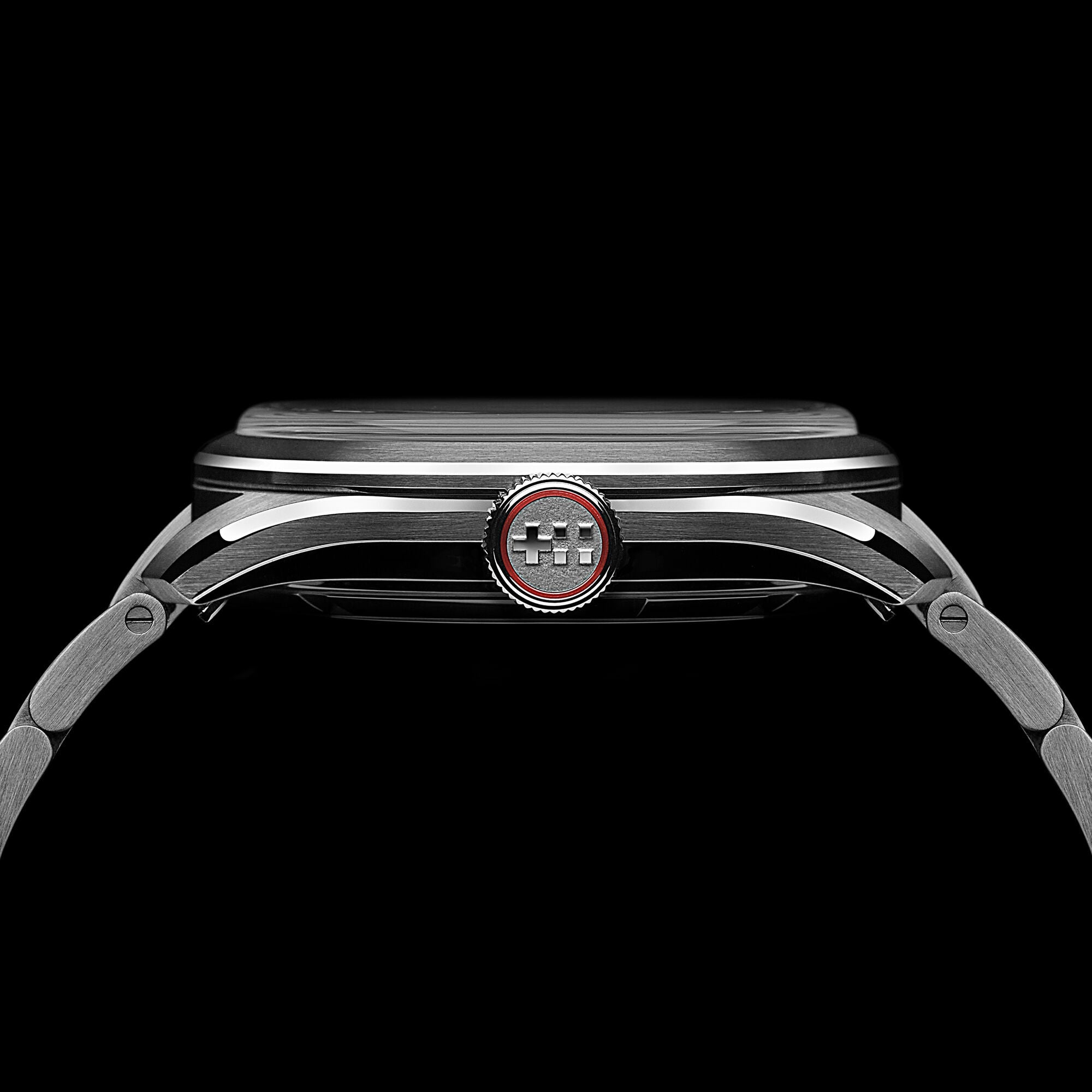 Christopher Ward C65 Sandhurst Series 2 - Black - Bader bracelet - Image