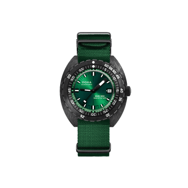 DOXA SUB 300 Carbon Emerald