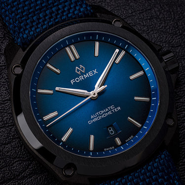 FORMEX ESSENCE Leggera 41 Electric Blue