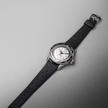 Serica Sport - Black