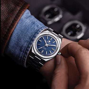 F77 Blue No Date - Nivada Grenchen