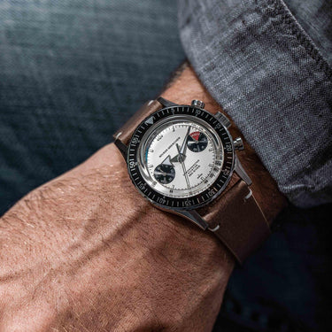White Panda - Manual - 86010WM - Nivada Grenchen
